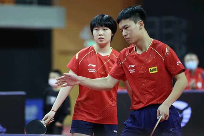 篮球勇士新签球员快速融入