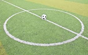 K联赛球队浦项铁人官方社媒账号发布公告称，球队中...